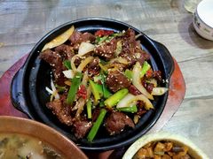 奔跑吧小嫩肉-忙前忙后妈妈菜馆