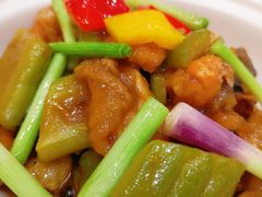 凉瓜焖三文鱼-顺德渔村·岭南一号