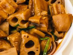 香葱闷莲藕-香山小厨(南联路店)