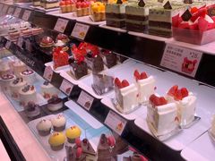 -巴黎贝甜(大宁国际商业广场店)