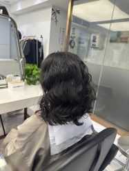 -镁连社·美联社