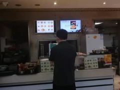 门面-红鼻子桂林米粉(金唐新光界店)