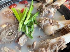 -沪小胖小龙虾(淮海中路旗舰店)