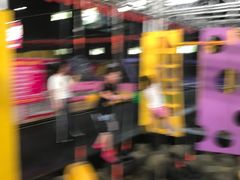-嘿哟动霸CHUA·新潮玩运动娱乐中心·蹦床滑冰团建乐园