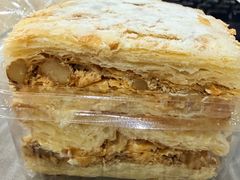 拿破仑-红宝石·鲜奶小方·海派西点房(莘庄龙之梦店)