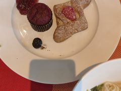 -筠咖啡西餐厅(上海国展宝龙丽筠酒店)