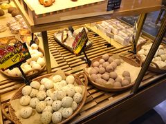 巧克力核桃麻薯球-啊噗吐呦现场烘焙(麦凯乐店)