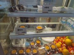 -雀食面包店(钟楼店)