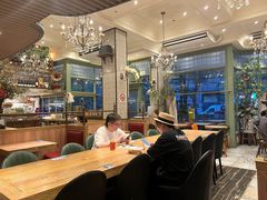 -玛格萝妮比萨屋(四平店)