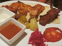 -Efes Turkish & Mediterranean Cuisine 艾菲斯餐厅(陆家嘴店)