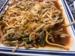 -八两八金·莱芜特色炒鸡(市南漳浦路店)