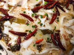 -江渔儿酸菜鱼·拔草餐厅(虎门君乐汇店)
