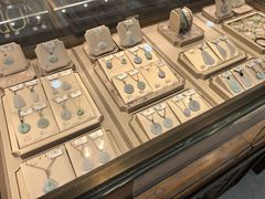 -品真阁华夏典当行(四通桥店)