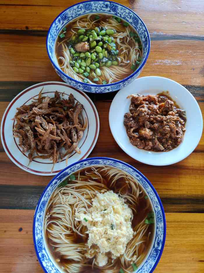 太湖面馆十八浇-"那天和小伙伴去欢乐岛玩 肚子饿了过来吃的.