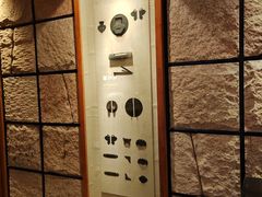 -萨拉伯尔(燕莎友谊商城店)
