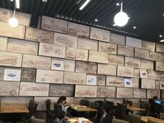 大堂-汽车博物馆主题餐厅