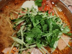-喝丢一只鞋辣炒海鲜小烧烤(三八广场店)