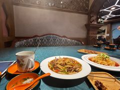 -乡村馕坑肉·烧烤·新疆菜·本地人更爱吃(阿勒泰首店)