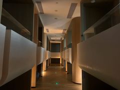 -涨巢·潮玩水疗局