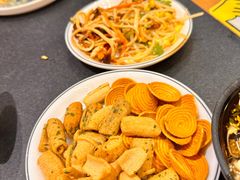 -沸炉重庆老火锅(军事博物馆店)