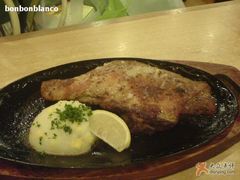 风味烤鸡腿-萨莉亚意式餐厅(特力时尚汇店)