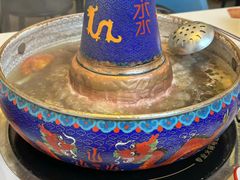 -毛辣果·贵州红酸汤牛肉火锅(西单店)