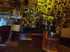 -城墙外BAR