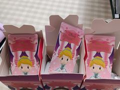 -泡泡玛特POPMART(蓝色港湾店)