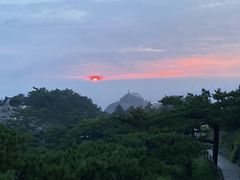 -黄山光明顶山庄
