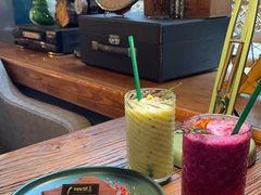 -84那年咖啡馆(李沧万达店)