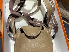 -小飞侠奢侈品回收 寄卖 养护(宝山宝龙广场店)