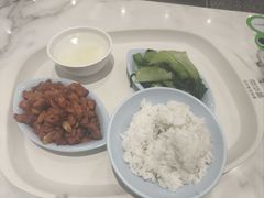 -荣华基·现炒快餐(肇嘉浜路店)