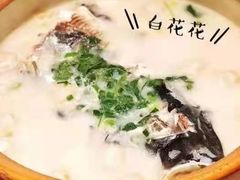 -姜君·千岛湖鱼头馆(浦东大道店)