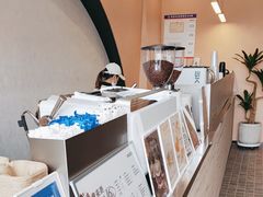 -本来不该有·鲜果咖啡(大梅沙店)