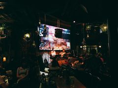 -胡桃里乐队酒馆(鎏嘉码头店)