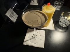 -Mx.cocktail bar