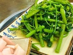 -黄桷树曹家私房菜(江与城店)