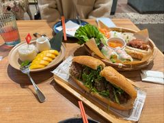 越南经典猪肉法包-越美小馆·越南料理(曲江店)