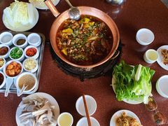 -朝伟清真铜瓢牛肉馆(三十年老·店)