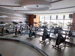 -美格菲健身(外滩店)