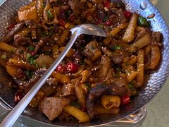 -老唐三下锅 ·张家界地标美食(溪布街店)