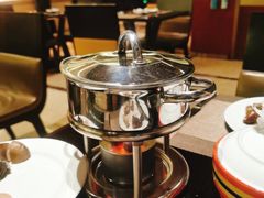 -大中华希尔顿酒店-念自助餐·嗨啤·小龙虾