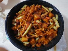 -内蒙焖面大盆骨餐馆(山大路店)
