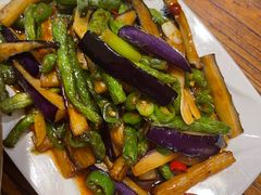 茄子爱豆角-呱呱叫民俗风味主题餐厅(沣峪口店)