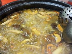 -菌之家·专业纯野生菌火锅·特色炒菌