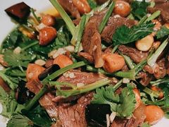 -肥肥虾庄·金牌油焖大虾(东湖欢乐谷店)