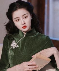-租旗袍租礼服馆