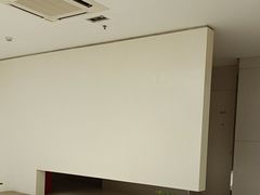 -卡罗酒店(东门晒布地铁站店)