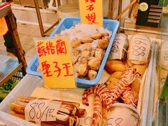 -鲜入围煮花胶鸡海鲜火锅