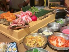 -香猪坊韩国烤肉专属门店(魏公村店)